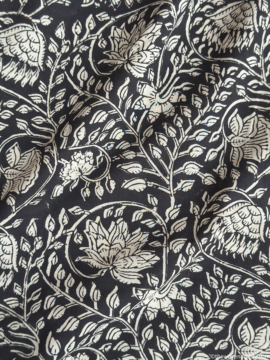 MIDNIGHT BLOOM WHISPER (PER METRE)