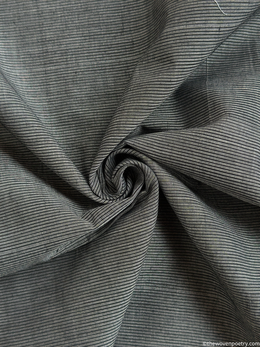 Handwoven charcoal saree breathable fabric