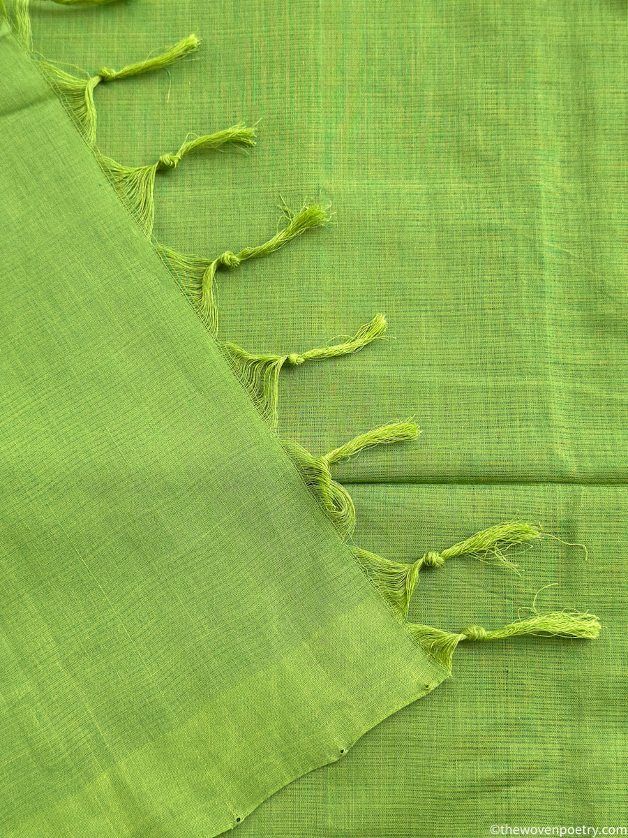 Handloom green saree texture close up
